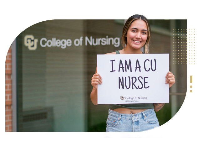 Student Nurse holding a 'I Am a CU Nurse